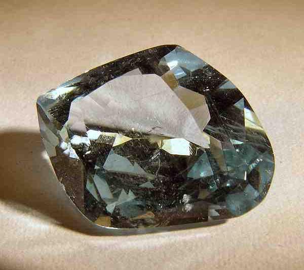 beryl var. aquamarine from Iveland